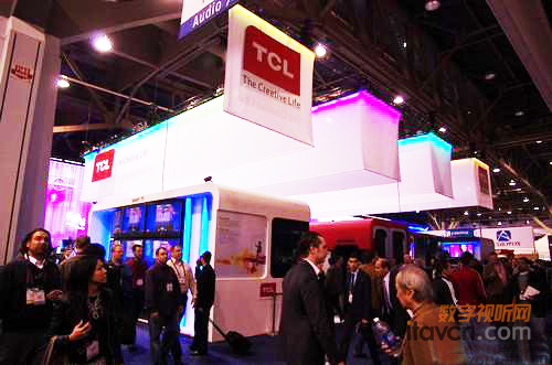 眾多新品齊亮相 揭秘TCL CES2011展位花絮