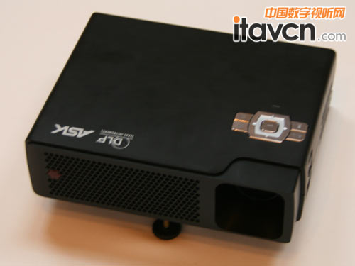 ASK微型投影機L1030