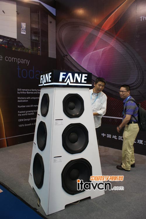 palm 2011：黑與白