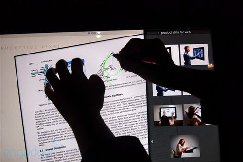 82英寸觸控顯示器亮相SIGGRAPH 2011