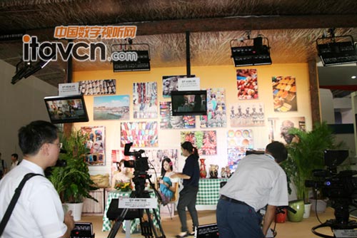 BIRTV2011：JVC現(xiàn)場演播廳 JVC姑娘