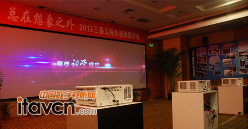 δ(li)֮2012⹤̙C(j)ҕlչʾ(hu)