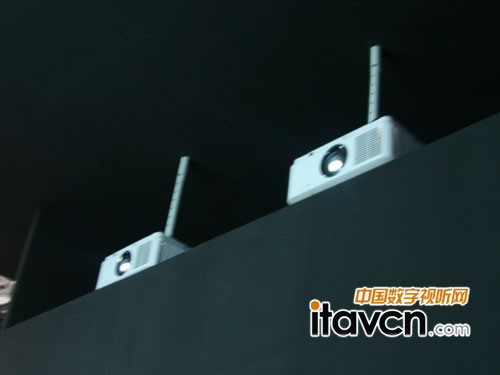 三菱隆重展出G8系列DLP雙燈工程投影機