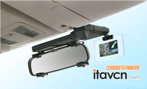 JVC推出這款型號為MDV-737HUD微型投影