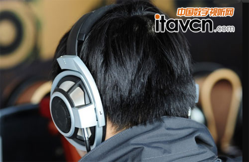 森海塞爾HD 700