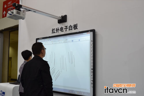 天仕博重磅出席2016北京教育裝備展示會