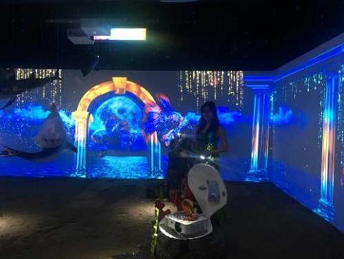 展廳內部童趣逼真仿佛置身海底世界